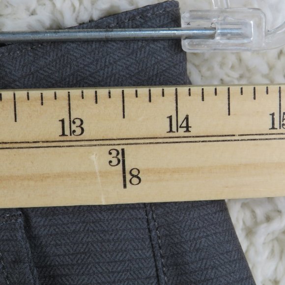 Hurley* Men's 1.5" Belt Loop Multipocketed Mesh Charcoal Gray Shorts~ Size W28 - Picture 8 of 13